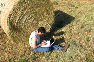 Дізнайтеся, як підключити   інтернет за допомогою Wi-Fi мережі від Ростелекома в сільській місцевості